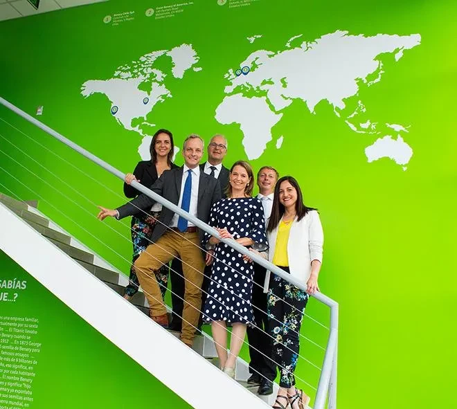 Das Management Team zur feierlichen Eröffnung Das Management Team zur feierlichen Eröffnung